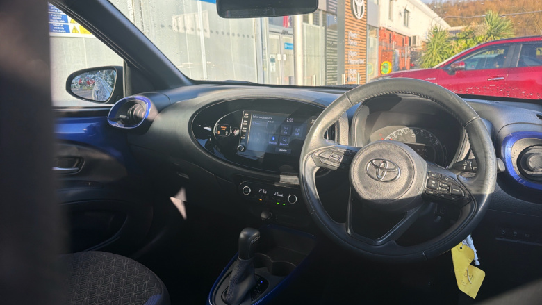 Toyota Aygo X 1.0 VVT-i Edge 5dr Auto Petrol Hatchback